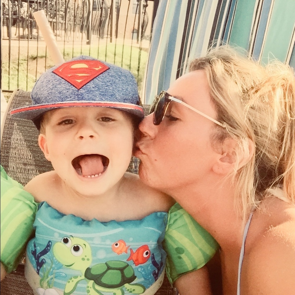 Meet your Posher, Cassie